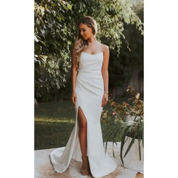 Katie May x Noel Jean Divinity Gown Ivory White Size M - Picture 2 of 11